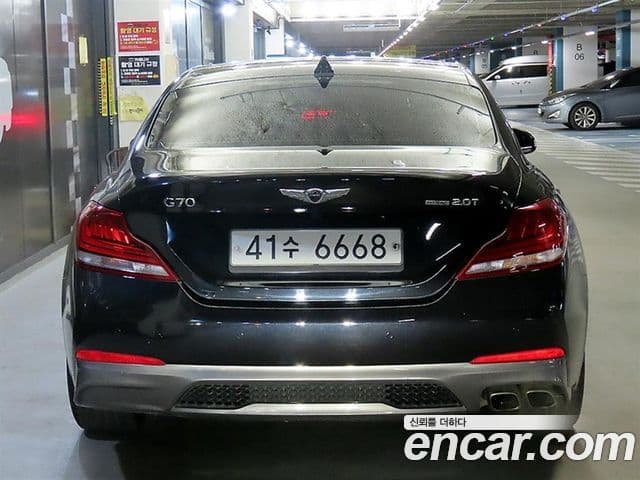 Genesis G70 2019 — Photo 2/20