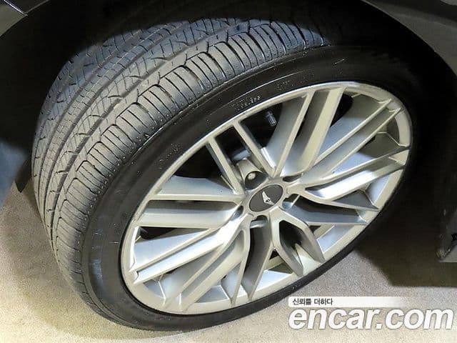 Genesis G70 2019 — Photo 11/20