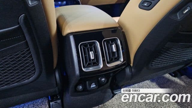 Kia Sorento 2021 — Photo 16/36