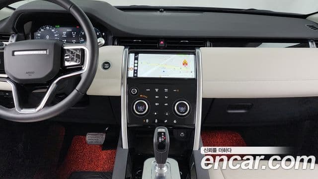 Land Rover Discovery Sport 2021 — фото 14 из 20