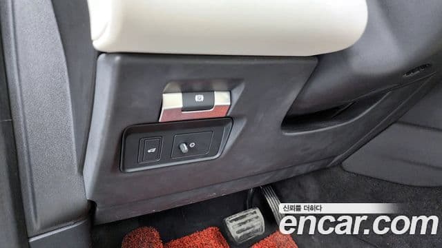 Land Rover Discovery Sport 2021 — ფოტო 16/20