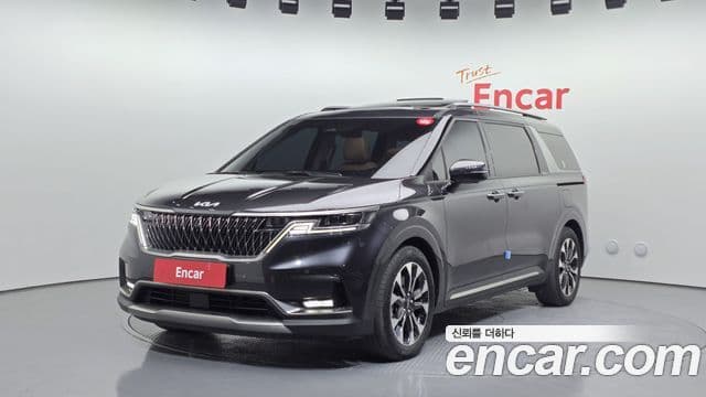Kia Carnival 2022 — ფოტო 1/20