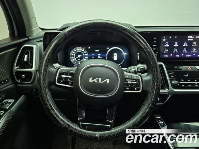 Kia Sorento 2022 — Фото 8/19