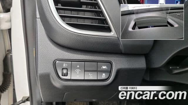 Kia Seltos 2019 — ფოტო 16/18