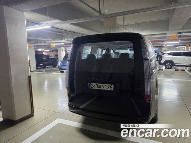 Hyundai Staria 2025 — фото 5 из 14