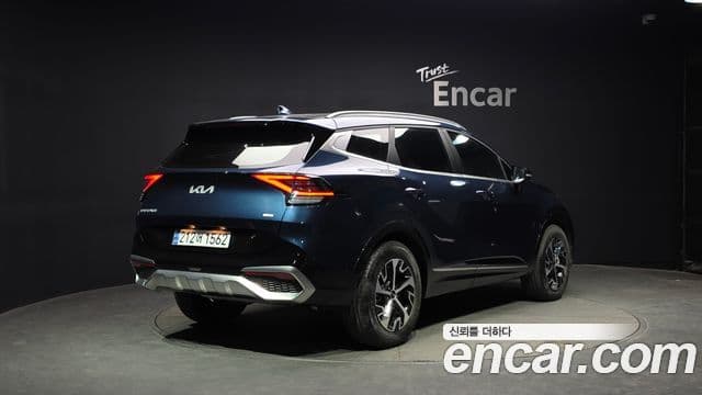 Kia Sportage 2024 — ფოტო 2/20