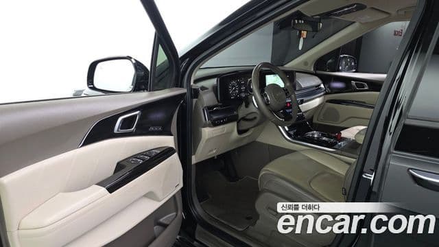 Kia Carnival 2022 — ფოტო 10/20