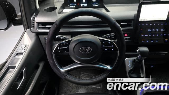 Hyundai Staria 2022 — Şəkil 13/20