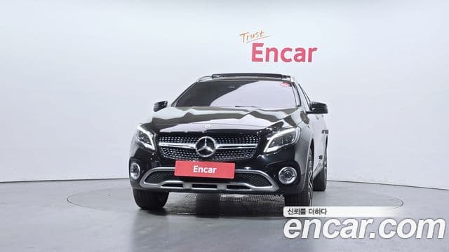 Mercedes-Benz GLA-Class 2018 — ფოტო 3/20