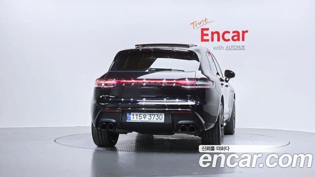 Porsche Macan 2024 — Фото 4/20