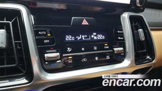 Kia Sorento 2020 — Фото 16/20