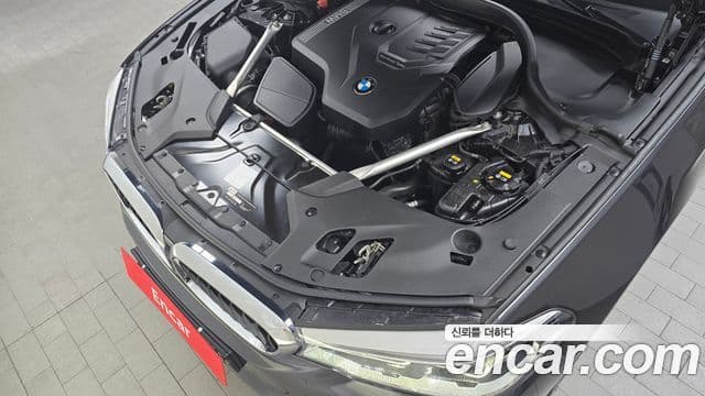BMW 5 Series 2019 — Şəkil 6/20