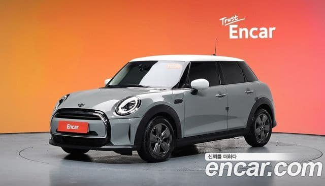 Mini Cooper 2021 — ფოტო 1/20