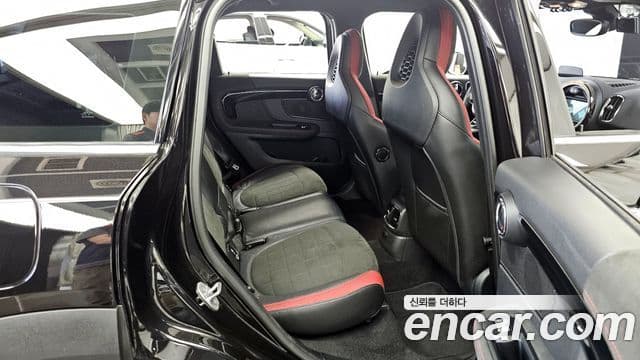 Mini Cooper S Countryman 2018 — Şəkil 12/20