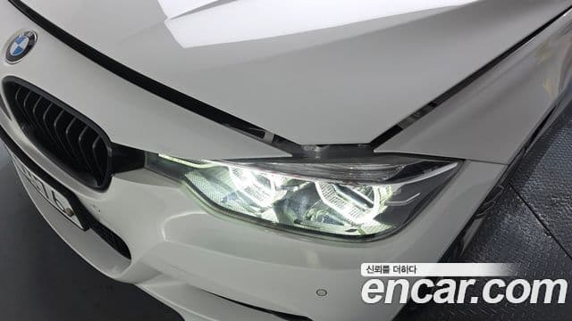 BMW 3 Series 2018 — Şəkil 3/32