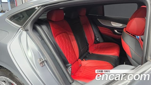Mercedes-Benz AMG GT 2022 — фото 11 из 20