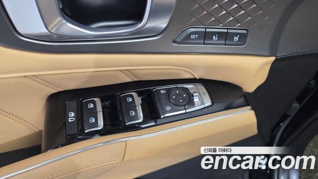 Kia Sorento 2023 — ფოტო 14/20
