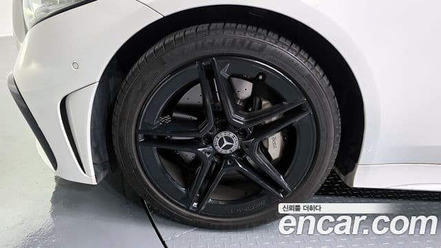 Mercedes-Benz CLS-Class 2022 — Photo 30/31