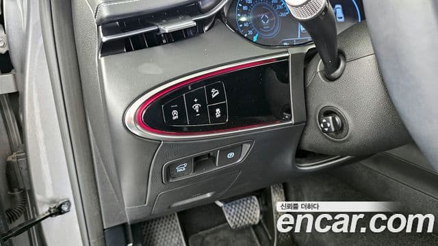 Genesis GV70 2021 — Şəkil 16/20