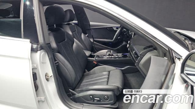 Audi A5 2019 — ფოტო 11/20