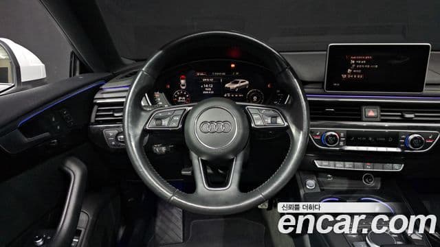 Audi A5 2019 — ფოტო 14/20