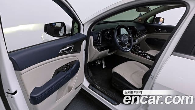 Kia Sportage 2022 — ფოტო 10/20