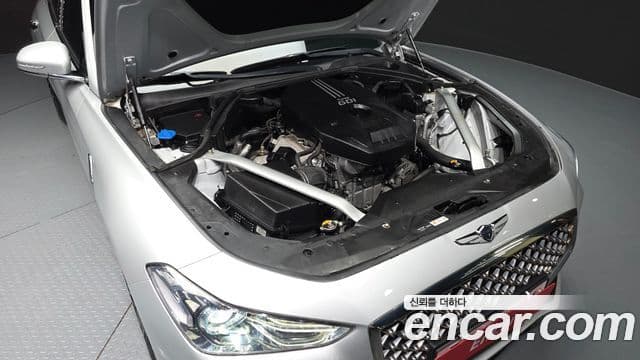 Genesis G70 2018 — ფოტო 6/20
