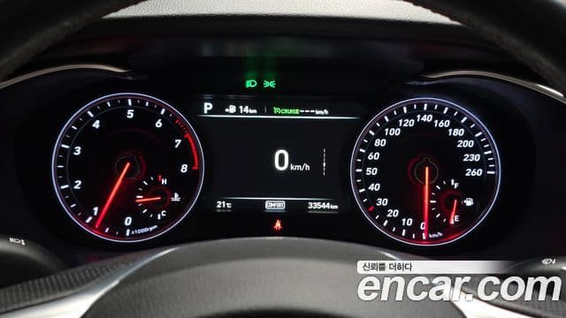 Genesis G70 2018 — ფოტო 8/20