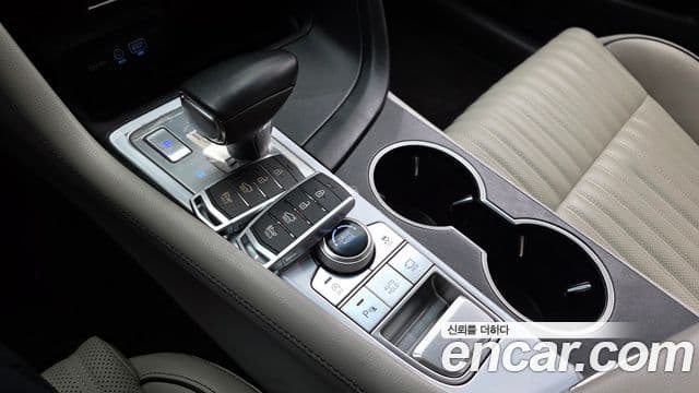 Genesis G70 2018 — ფოტო 9/20