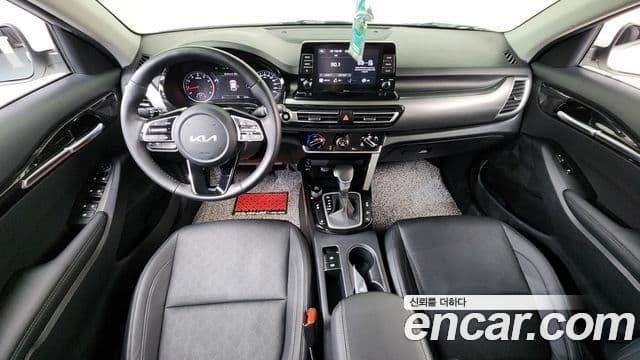 Kia Seltos 2022 — ფოტო 7/20