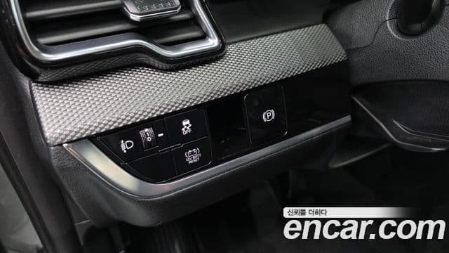 Kia Sportage 2023 — фото 12 из 20