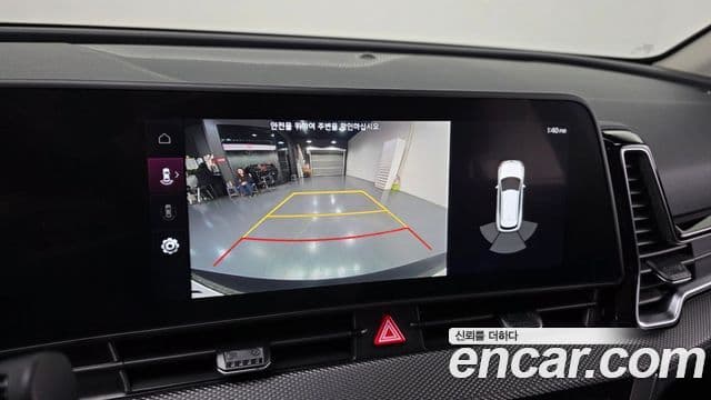Kia Sportage 2023 — фото 15 из 20