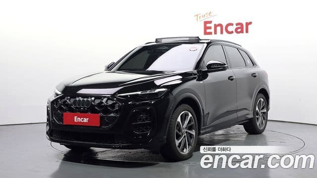 Audi Q5 2025 — ფოტო 1/20