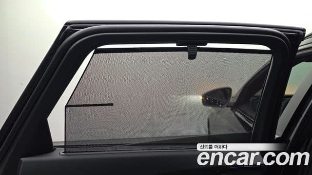Audi Q5 2025 — ფოტო 19/20