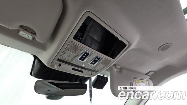 Land Rover Range Rover Evoque 2024 — Photo 14/33