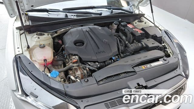Kia K5 2021 — ფოტო 6/20
