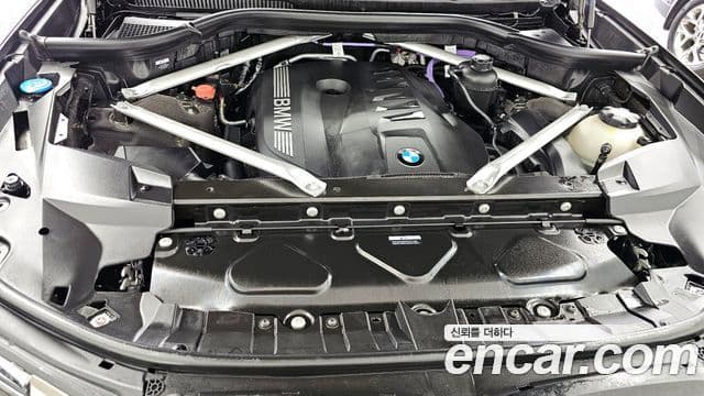 BMW X7 2025 — Photo 6/34