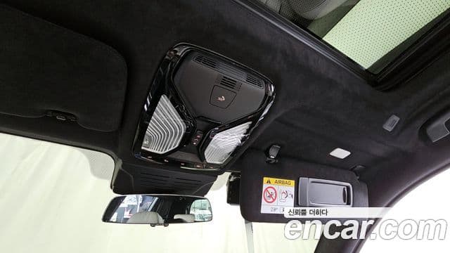 BMW X7 2025 — Photo 23/34