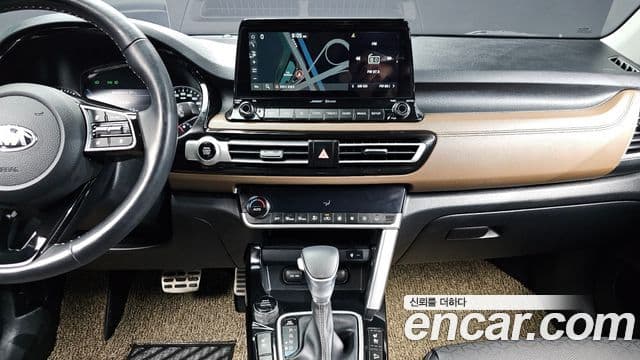 Kia Seltos 2019 — Şəkil 13/20