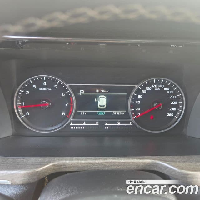 Kia Sorento 2022 — фото 9 из 14