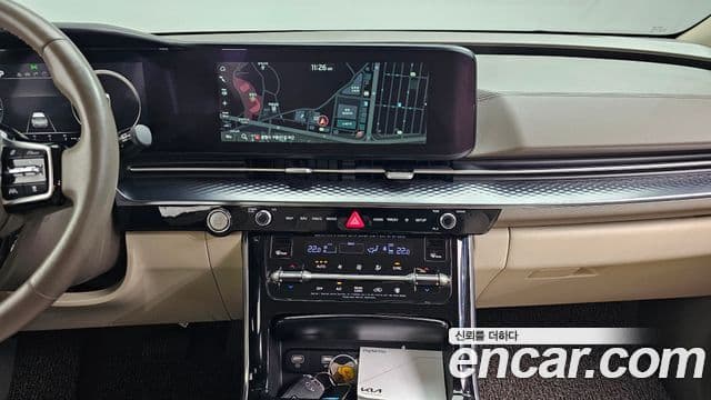 Kia Carnival 2021 — Şəkil 18/20