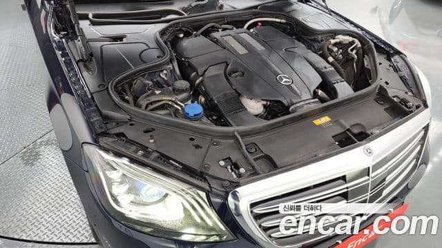 Mercedes-Benz S-Class 2018 — Photo 7/20