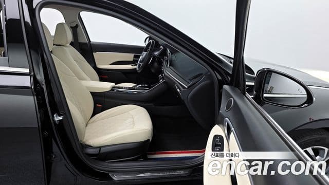 Hyundai Sonata Hybrid 2019 — Şəkil 1/30