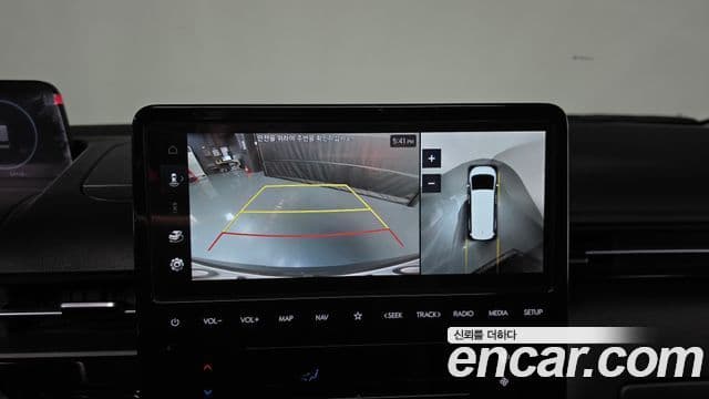 Hyundai Staria 2023 — фото 14 из 20