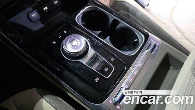 Kia Carnival 2023 — Фото 9/20