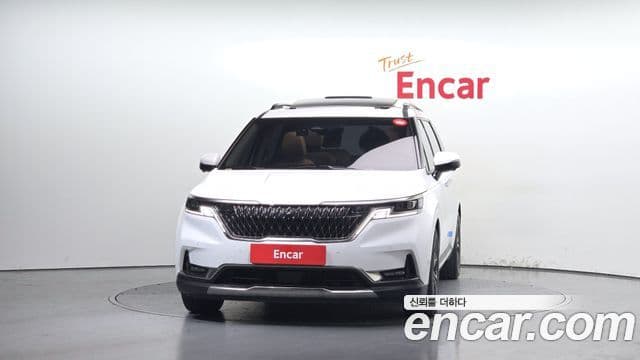 Kia Carnival 2022 — Фото 3/20