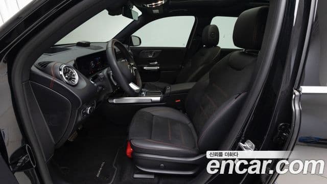 Mercedes-Benz EQB 2024 — ფოტო 14/20