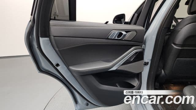 BMW X6 2024 — Photo 12/42