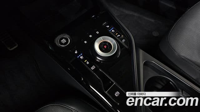 Kia Niro 2024 — фото 9 из 20