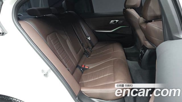 BMW 3 Series 2025 — Şəkil 12/20